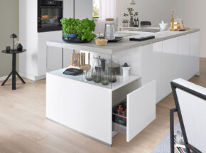 Culineo Kueche C648 Inselkueche Weiss Hochglanz Glaszarge M4831320153749763 Glaswange Stauraum