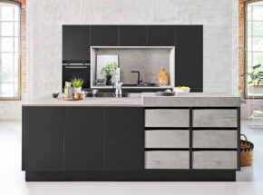 Interliving Kueche 3047 Inselkueche Schwarz Softmatt Theke Beton Siemens Kuechengeraete M9972130083647951 006