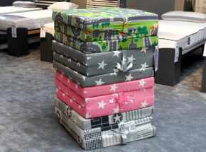 Vier Faltmatrazen Gästebett Samba in verschiedenen Farben und Ausführungen