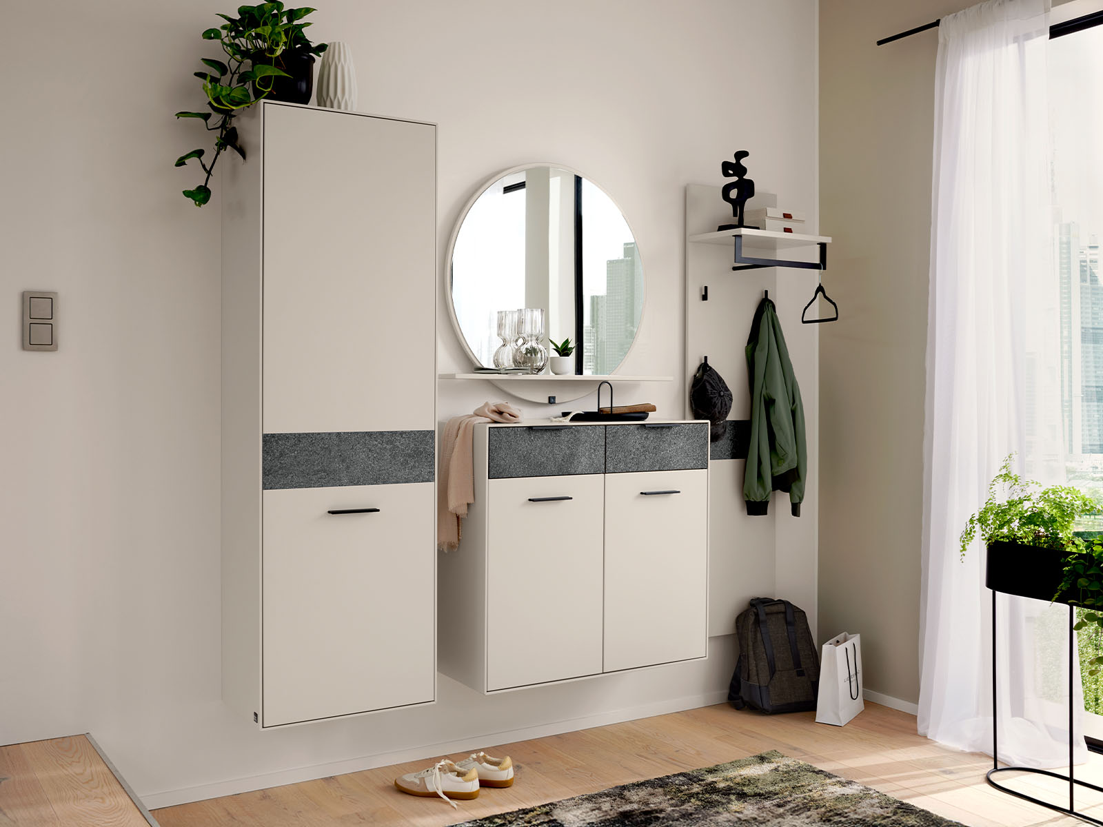 Dielenprogramm Farbkombination Sahara Creme Lackiert Absatz Granit Steinfurnier Mit Haengenden Garderobenschrank Schuhschrank Paneel Spiegel  M99273