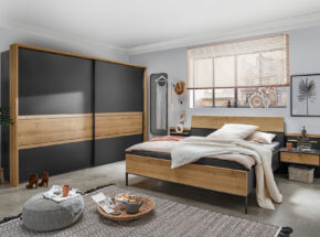 Schlafzimmer Mit Bett Und Schwebetuerenschrank Farbe Graphit Absetzung Bianco Eiche Optik 02760125