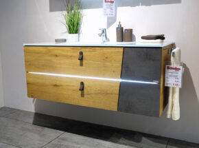 Waschtischkombination Mit Glaswaschtisch Von Pelipal Bad In Eiche Quer Oxid Dunkelgrau Optik Mit Lederschlaufe Als Griff 02820364