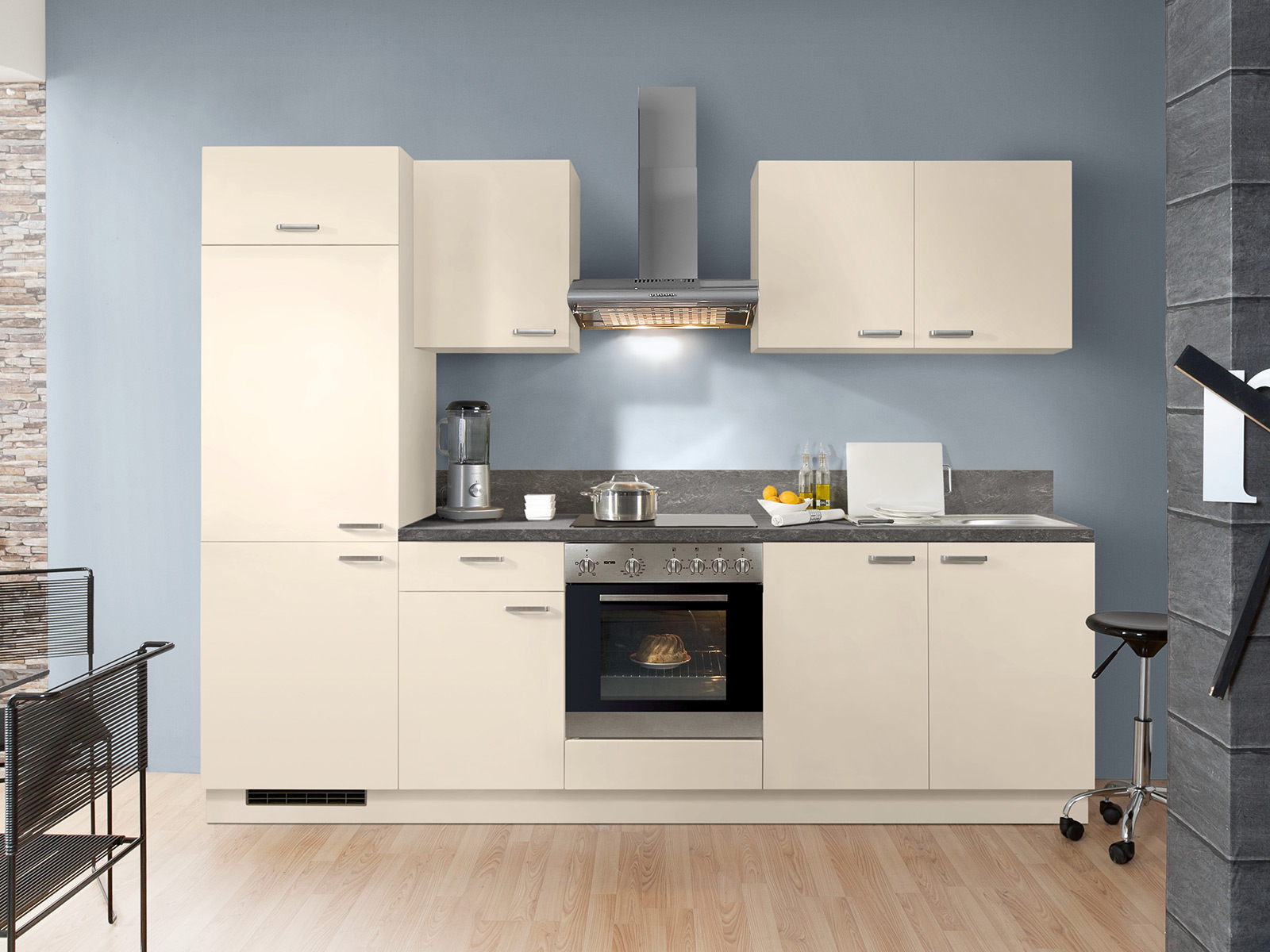 Kuechenzeile Mit Hochschrankelement Und Haengern Farbe Magnolia Matt Mit Spuele Und Elektrogeraete M45200320321