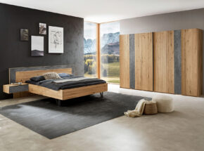 Woestmann Schlafzimmer Wsm5100 Wildeiche Massiv Absetzung Steinfurnier Mit Kleiderschrank Und Bettanlage 31940009