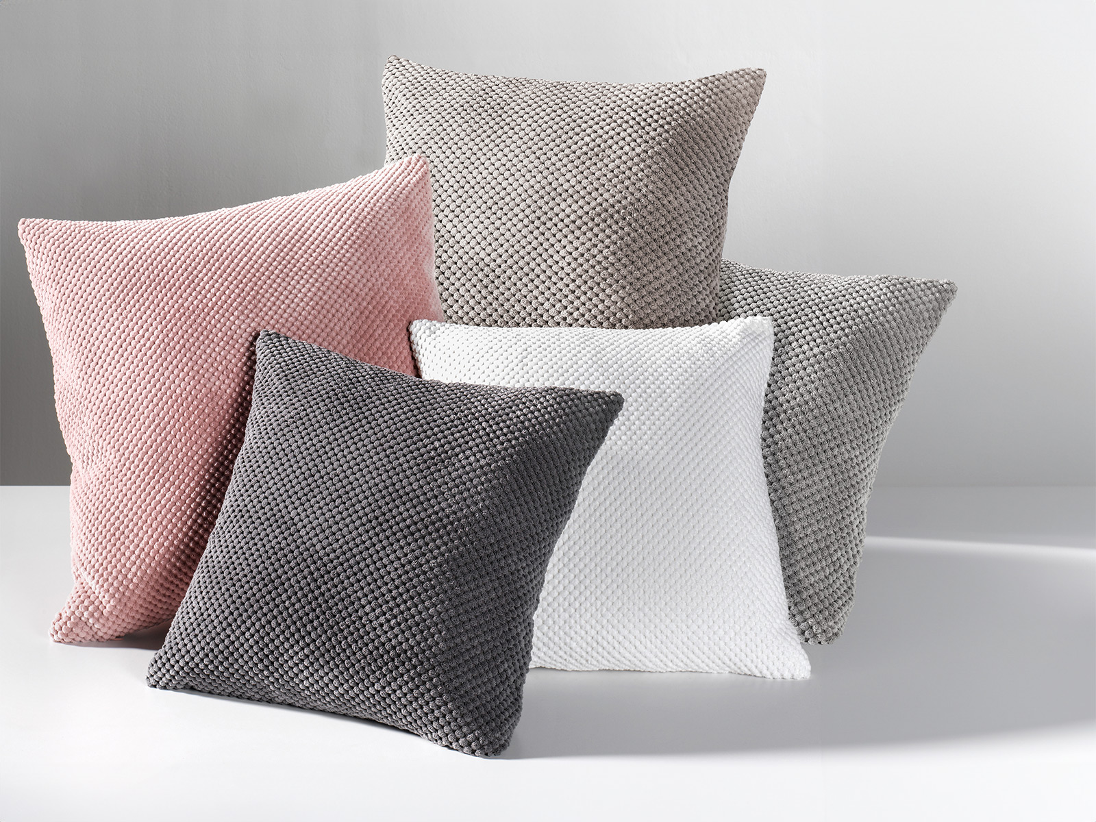 5x Kissenhuelle Chenille Uni Zirka 50x50cm In Verschieden Farben Silber Grai Rose Weiss Blau 06330042