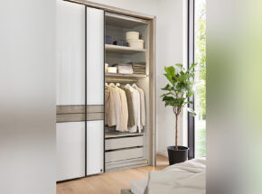 Zubehoere Von Schiebeturenschrank Von Schlafzimmer Komplett Interliving 1032 Front Kieselgrau Dekor Glas Weiss 72760004M9504012103775134 005